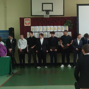 Pożegnanie maturzystów