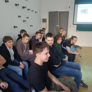 Przyszli geodeci z wizytą na PW